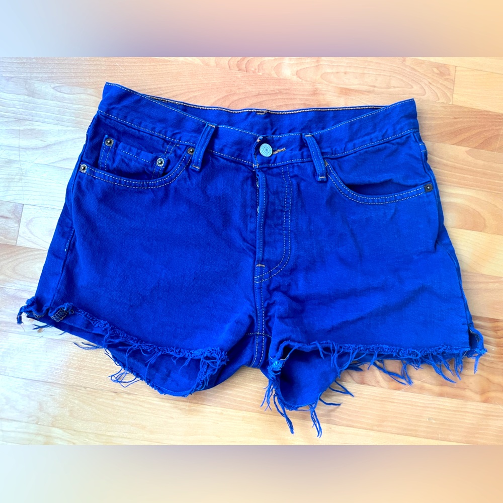 Levi’s 501 Cobalt Blue Shorts